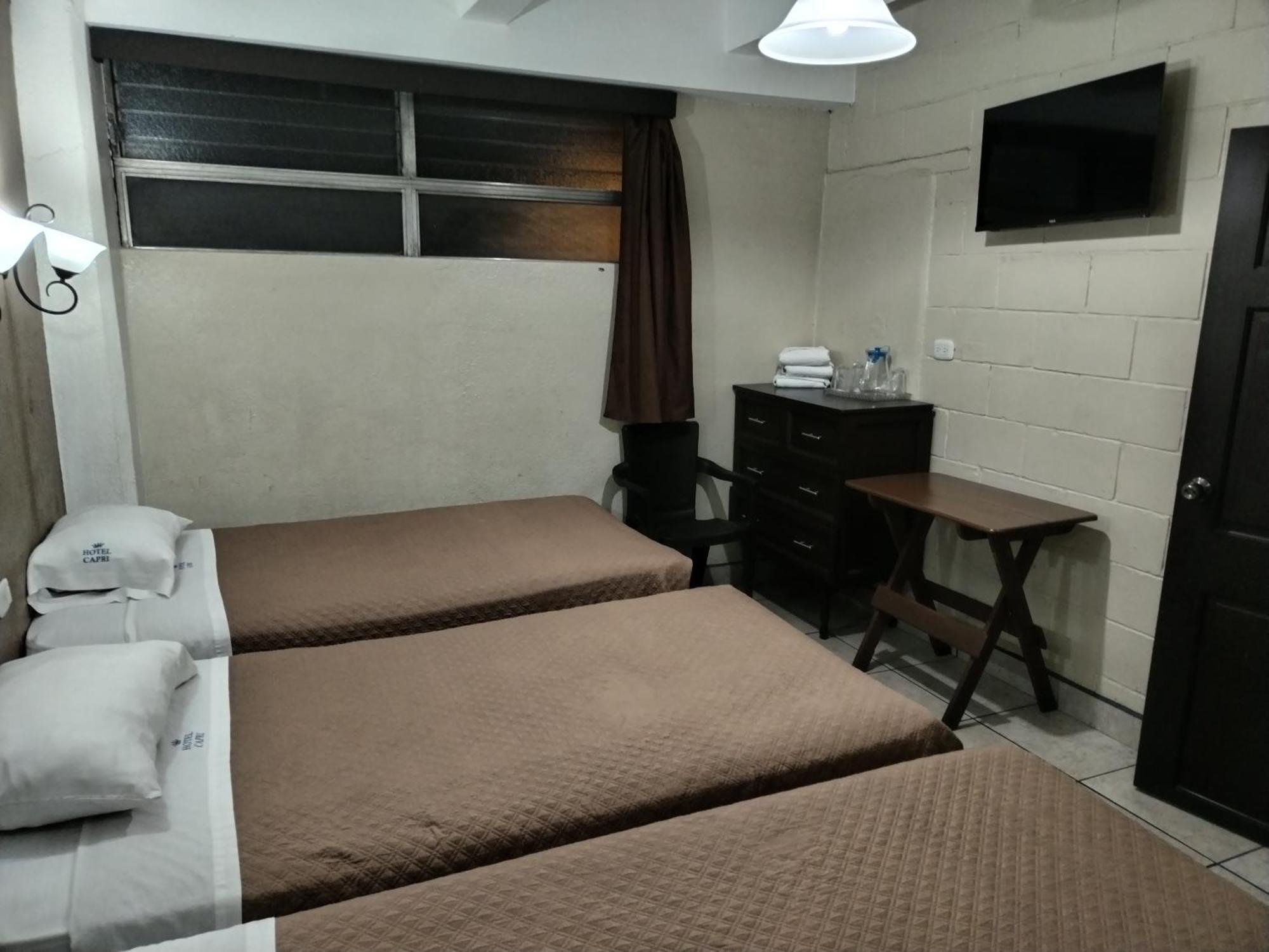 Capri Hotel 2*
