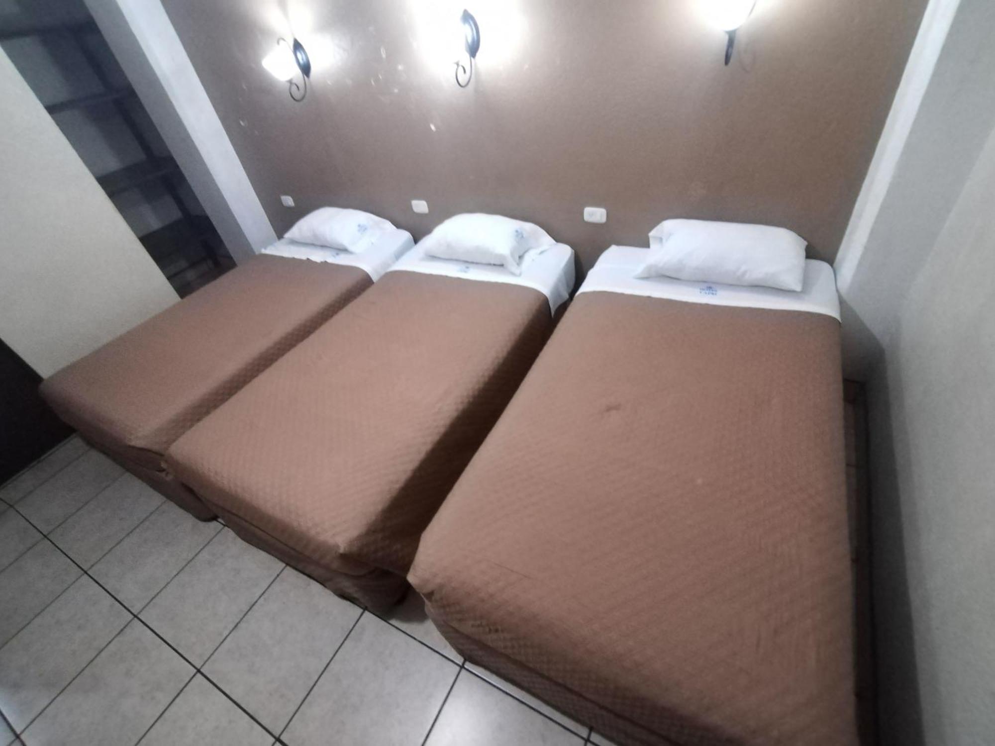 Hotel Capri 2*